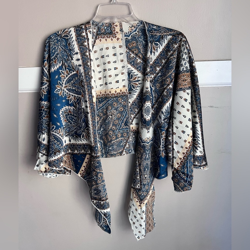 SHEIN Paisley Print Kimono in Blue and Cream Size L